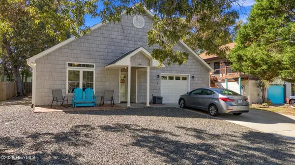 2805 E Yacht Drive, Oak Island, NC 28465