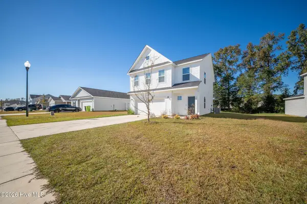 164 N Squires Run Lane, Richlands, NC 28574