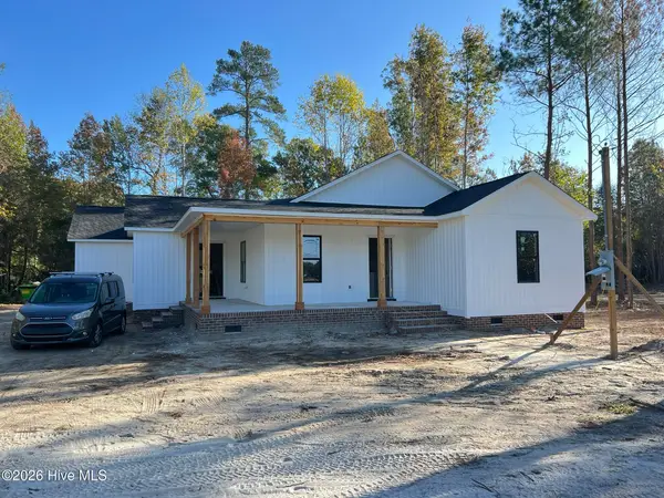 1307 E Broad Street, Elizabethtown, NC 28337
