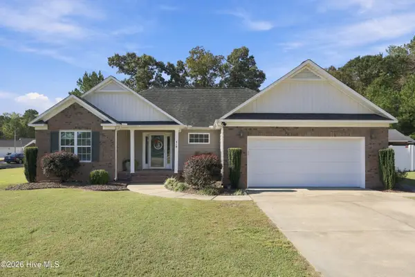 519 Pirate Cove Road, Washington, NC 27889
