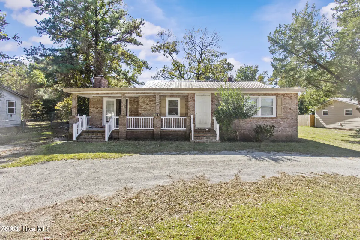 1915 Davis Street, New Bern, NC 28562 - #1