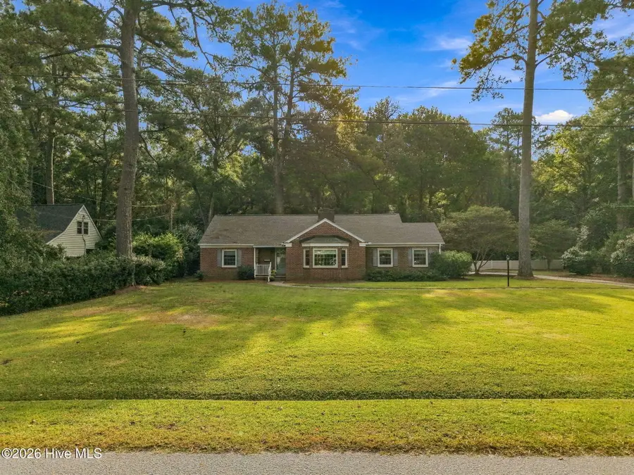 118 Spruce Street, Washington, NC 27889 - #2