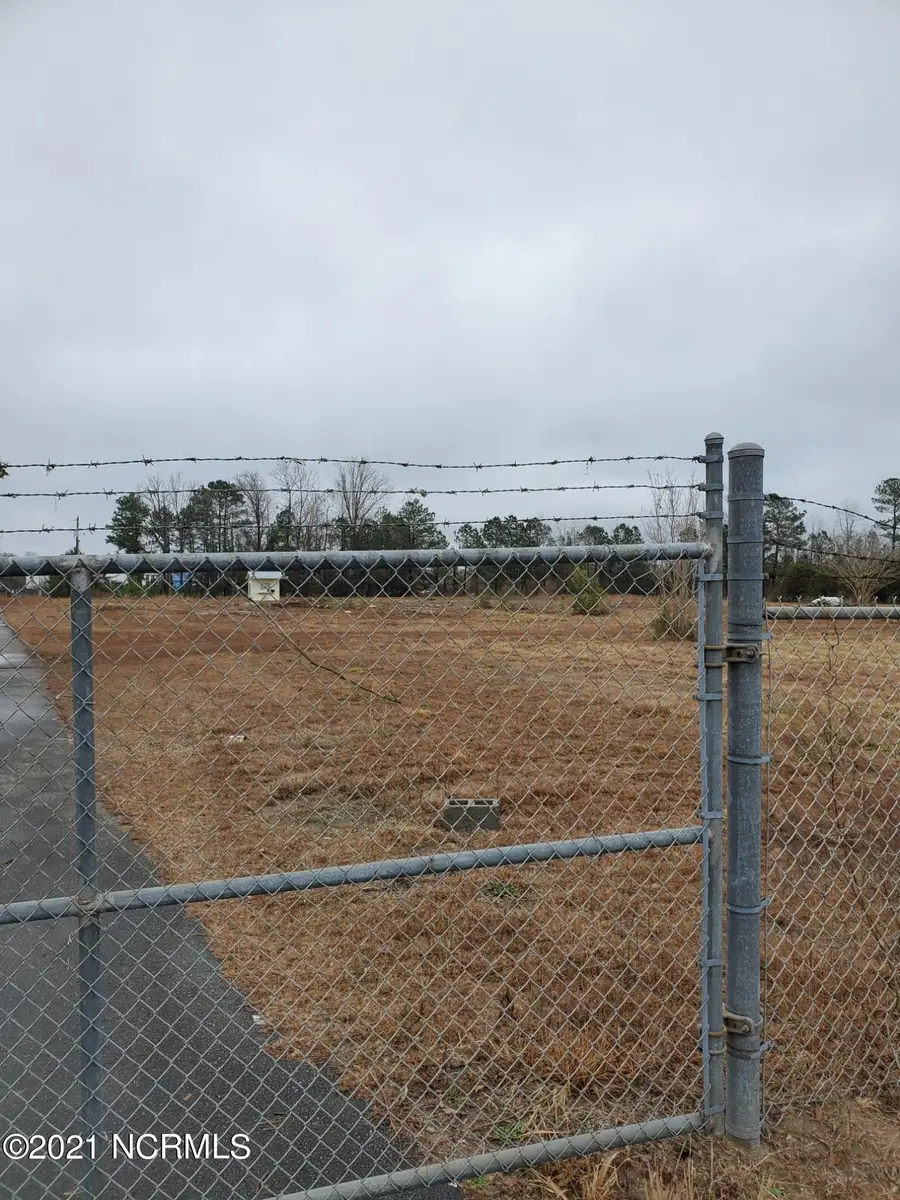 6100 Ocean Highway E, Winnabow, NC 28479 - Image #3