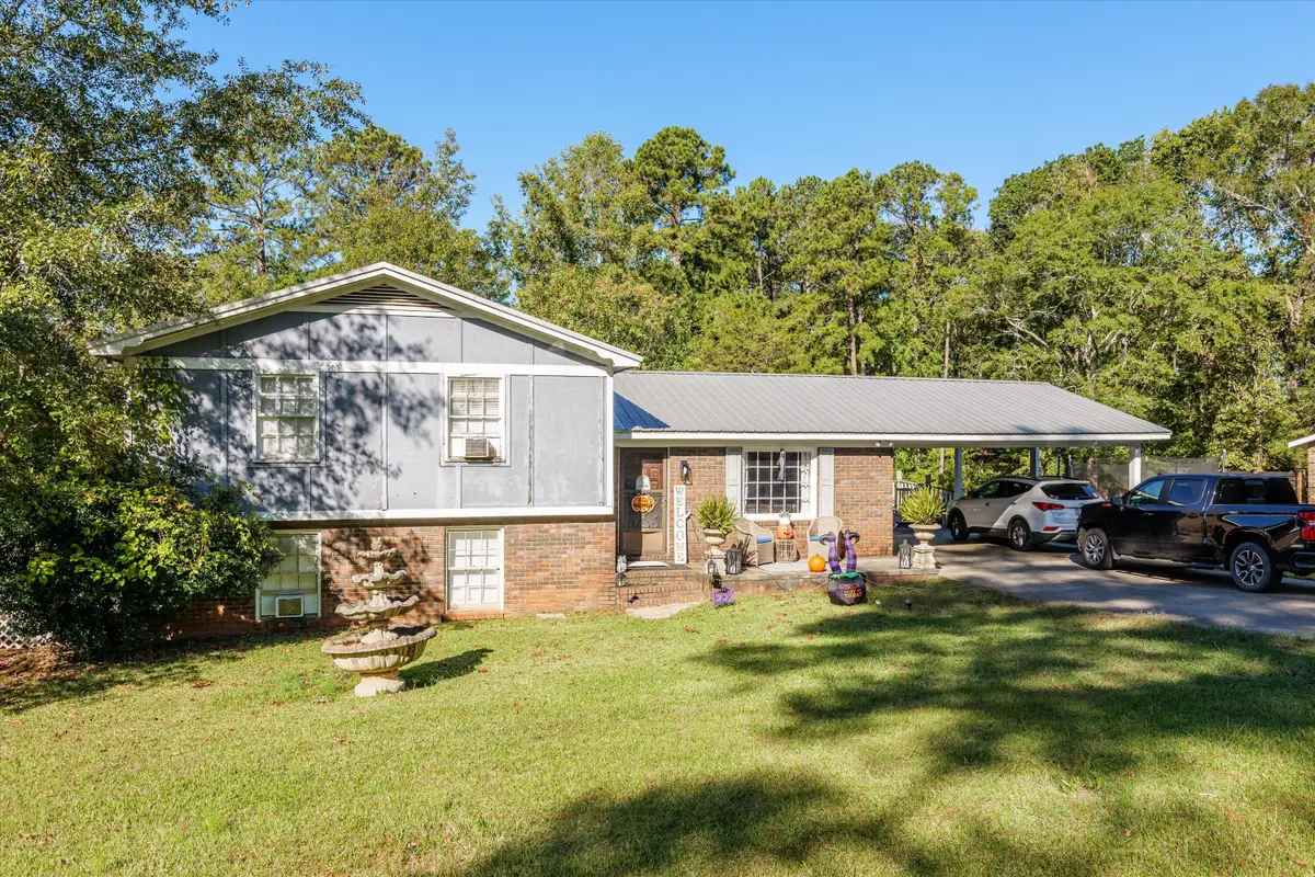 325 N N Elijah Clark Dr. Drive, Washington, GA 30673 - #1