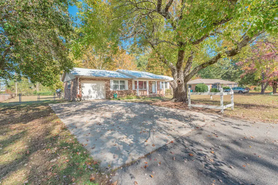 410 Heathwood Drive, Aiken, SC 29803 - Image #3