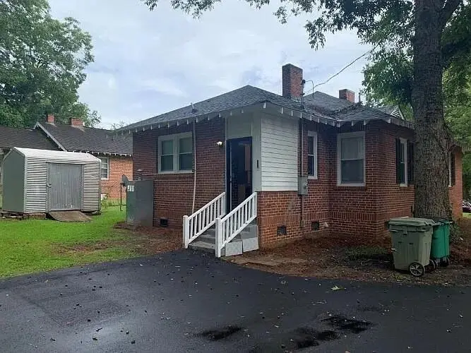 1006 Circle Street, Edgefield, SC 29824 - Image #2