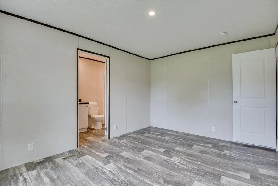 136 Carline Street, Gloverville, SC 29828 - Image #3