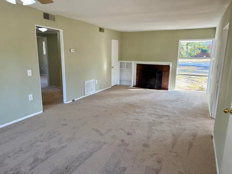 609 Hillcrest Drive, Thomson, GA 30824 - Image #2