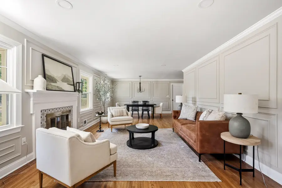 302 Barnard Avenue, Aiken, SC 29801 - #3