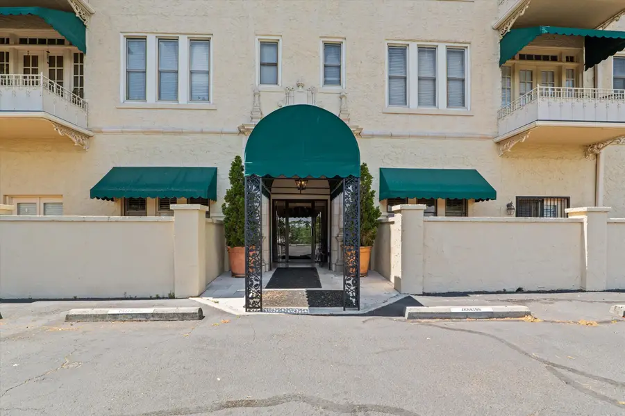 2068 Walton Way #204, Augusta, GA 30904 - #2