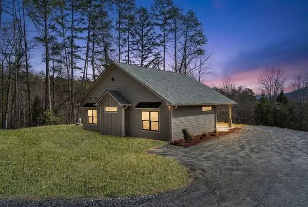 155 Ivy Knob Terrace, Hayesville, NC 28904
