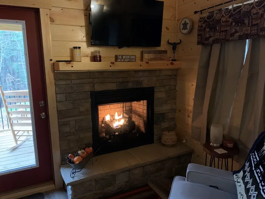 27 Eadie, Murphy, NC 28906 - #3
