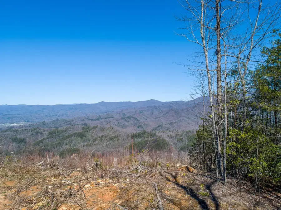 24 Cahill Drive, Andrews, NC 28901 - #3