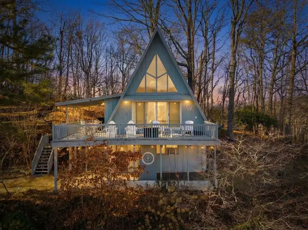 889 Big Ridge Road, Franklin, NC 28734