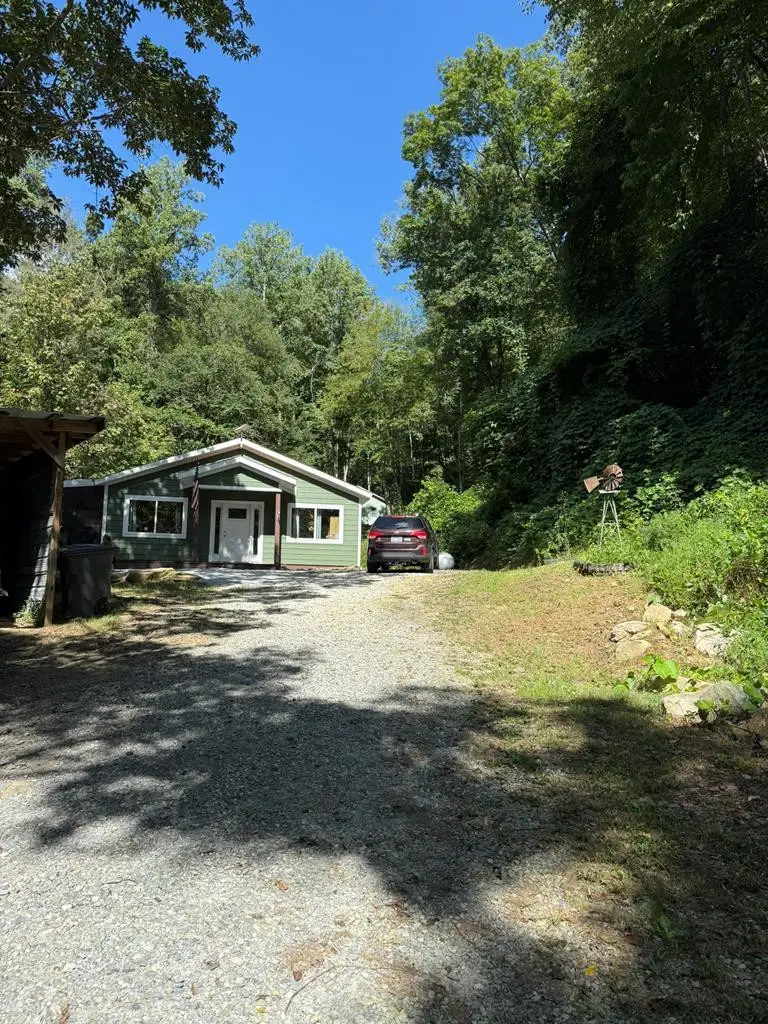 2555 Junaluska Road, Andrews, NC 28901 - #2