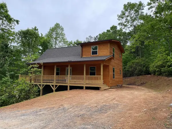 25 Glenn Oak Lane, Hayesville, NC 28904