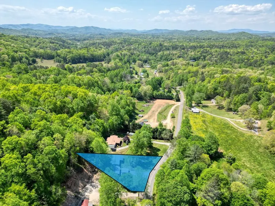 832 Canyon Road, Marble, NC 28905 - #2