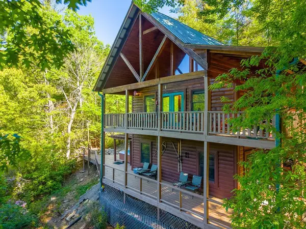 434 Bear Creek Drive Drive, Robbinsville, NC 28771