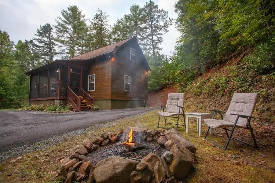 138 Hubbell Lane, Robbinsville, NC 28771 - #2
