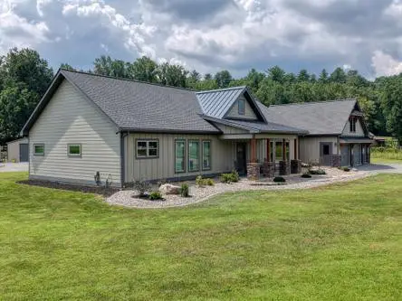 186 Rice Landing Court, Hayesville, NC 28904