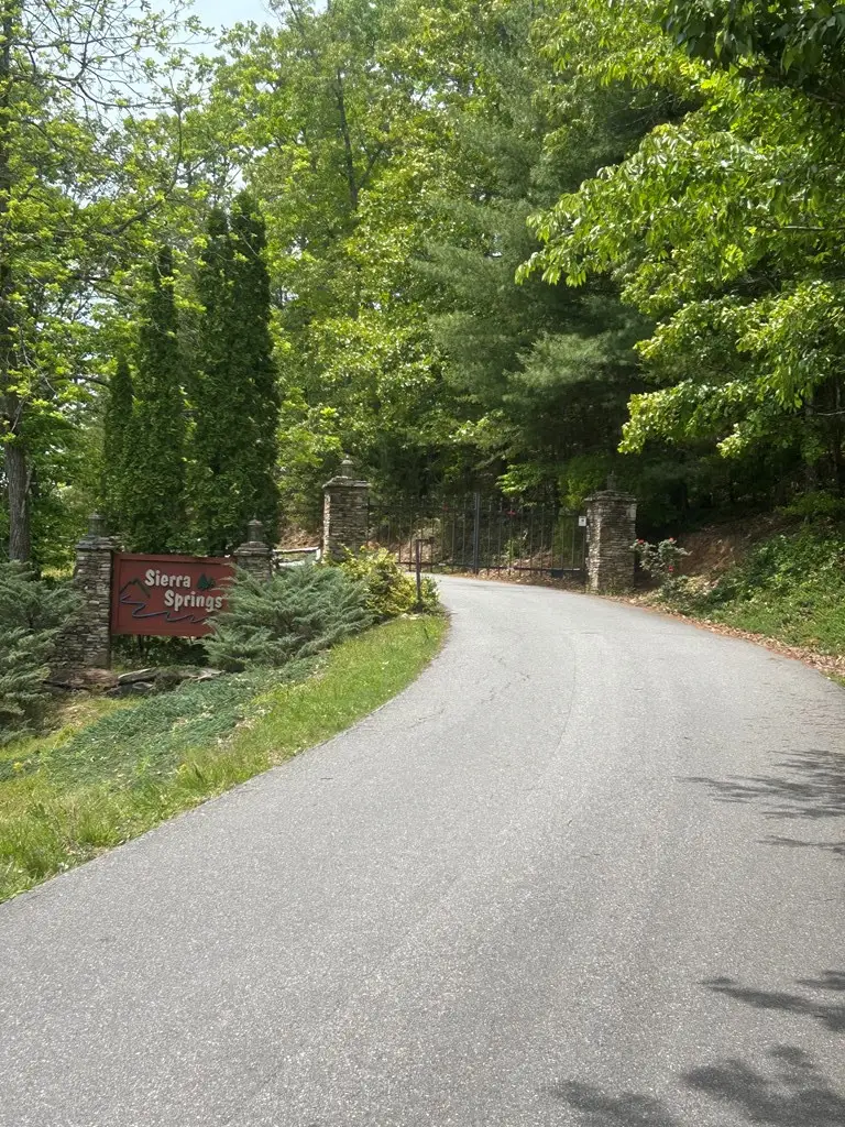 00 Sierra Springs, Murphy, NC 28906 - #3