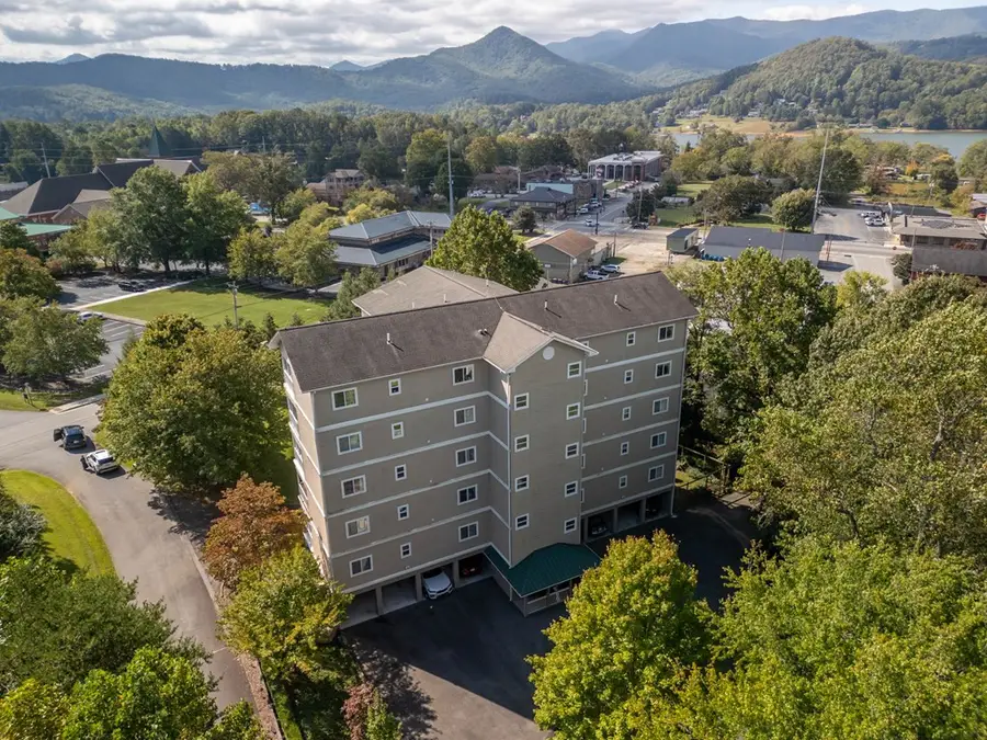 121 N River Street #3A, Hiawassee, GA 30546 - #2