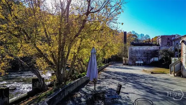 585 White Circle #17, Athens, GA 30605