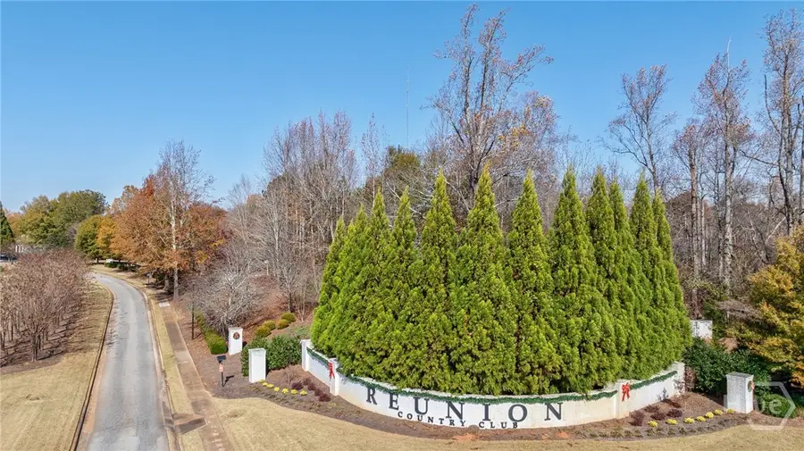 7208 Ivey Leaf Lane, Hoschton, GA 30548 - Image #2