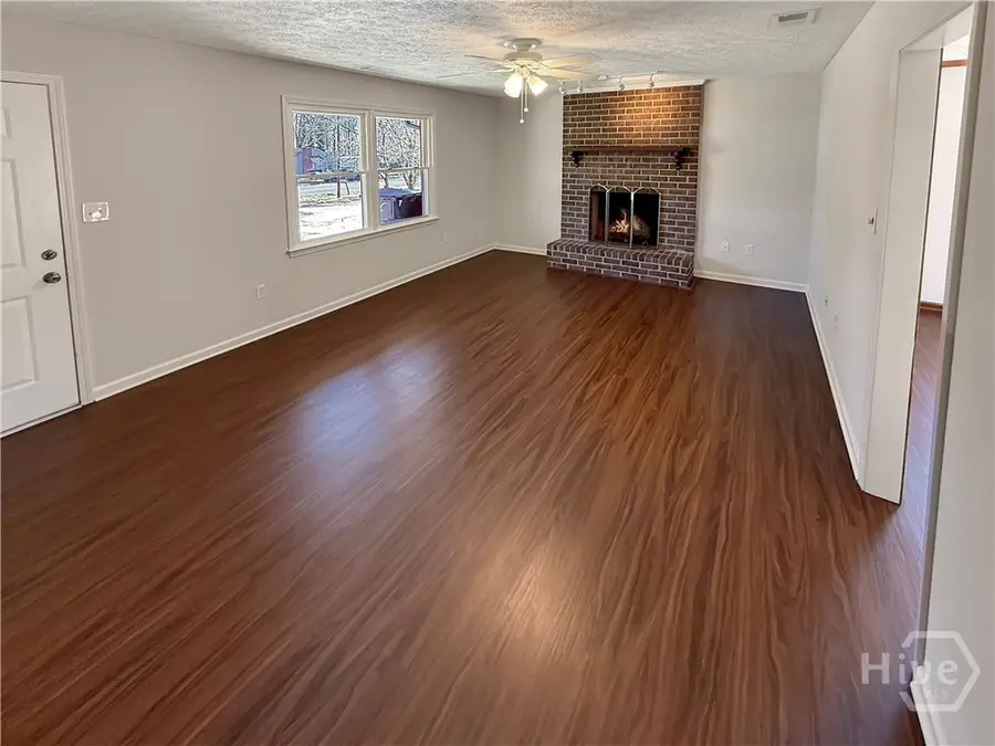 147 Vfw Drive, Watkinsville, GA 30677 - #2