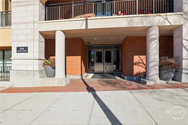 250 W Broad Street #405, Athens, GA 30601