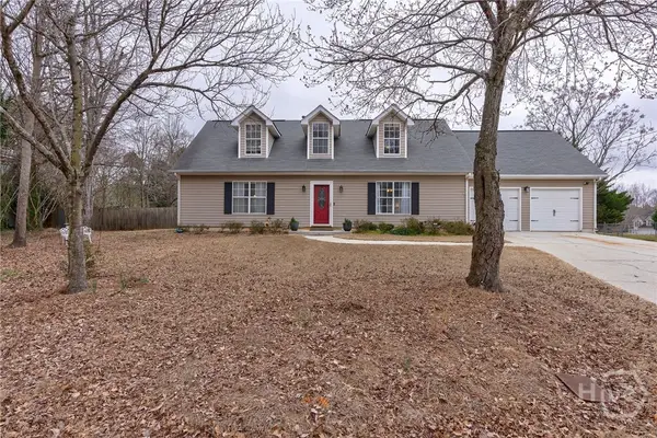 4280 Rosenelfe Way, Loganville, GA 30052