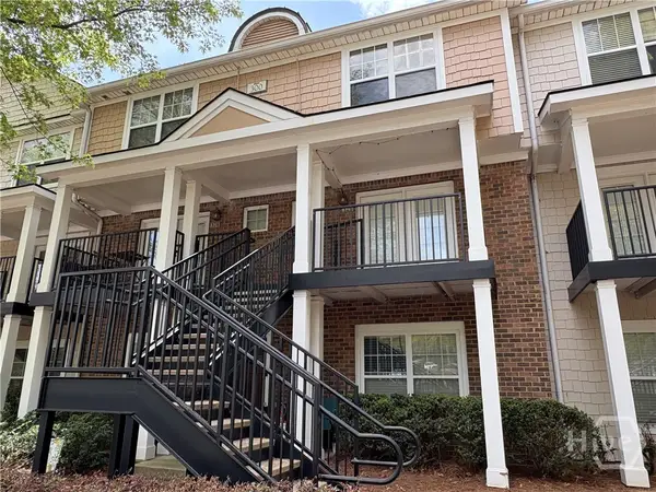 1035 Barnett Shoals #325, Athens, GA 30605