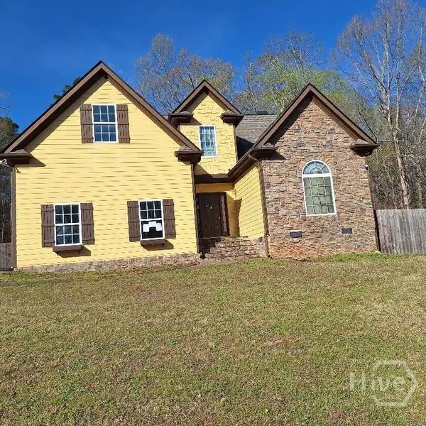 226 Hidden Falls Drive, Hull, GA 30646