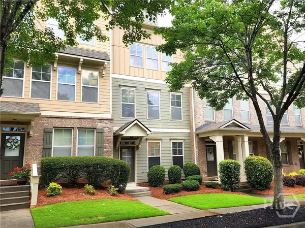 635 Grove Manor Park, Suwanee, GA 30024