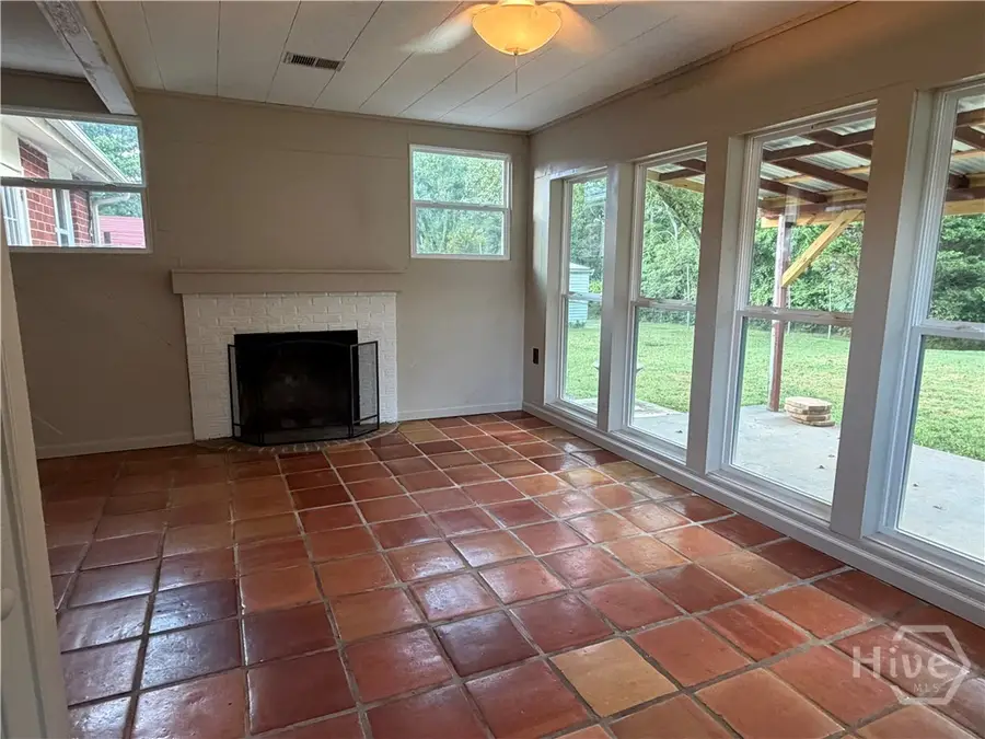 40 Duke Street, Jefferson, GA 30549 - #3