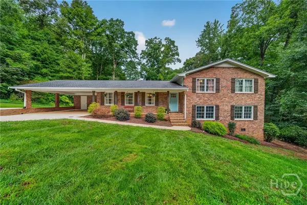 106 St James Court, Athens, GA 30606