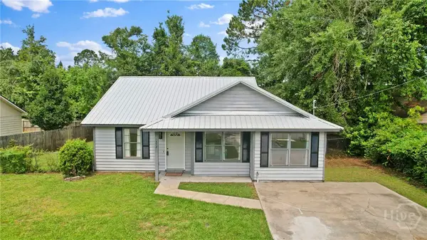 1352 Forest Lake Drive, Hinesville, GA 31313