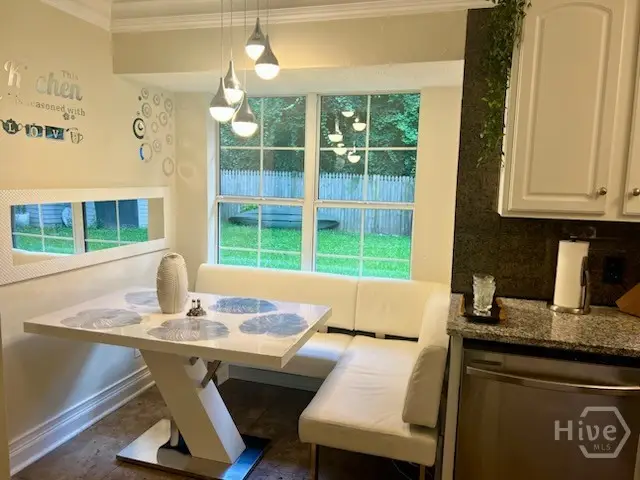 247 Stonebridge Drive, Savannah, GA 31410 - Image #3