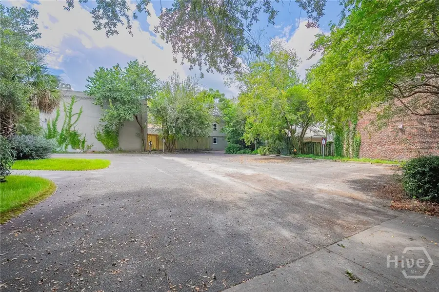 205 W Gaston Street, Savannah, GA 31401 - #2