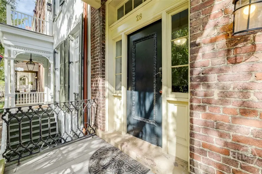 28 E Taylor Street, Savannah, GA 31401 - Image #2