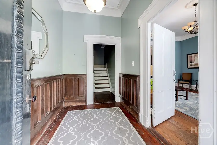 28 E Taylor Street, Savannah, GA 31401 - Image #3