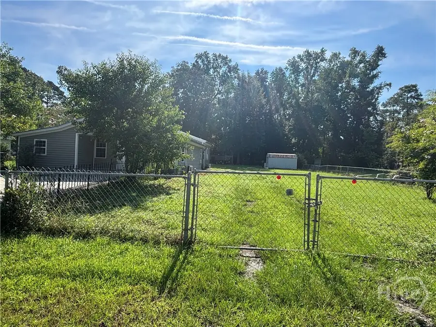 12 Poplar Street, Bloomingdale, GA 31302 - Image #2