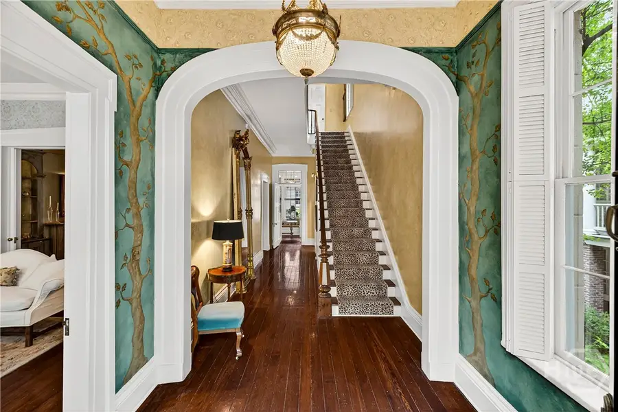 203 W Charlton Street, Savannah, GA 31401 - Image #3