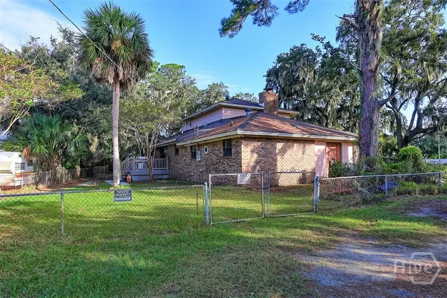 302 E Point Drive, Savannah, GA 31410 - Image #3