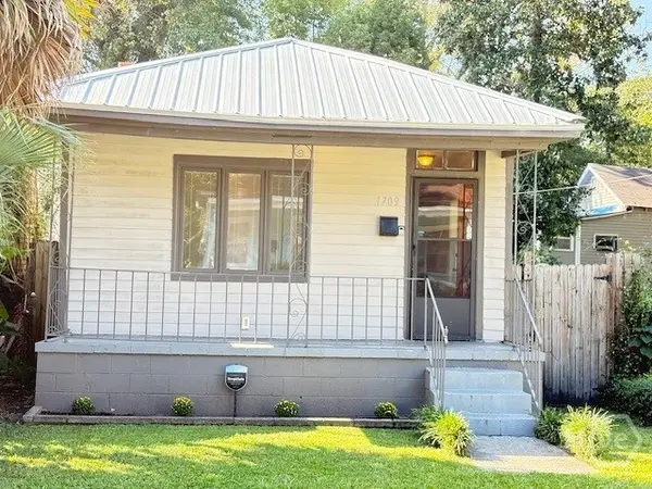 1709 Grove Street, Savannah, GA 31401