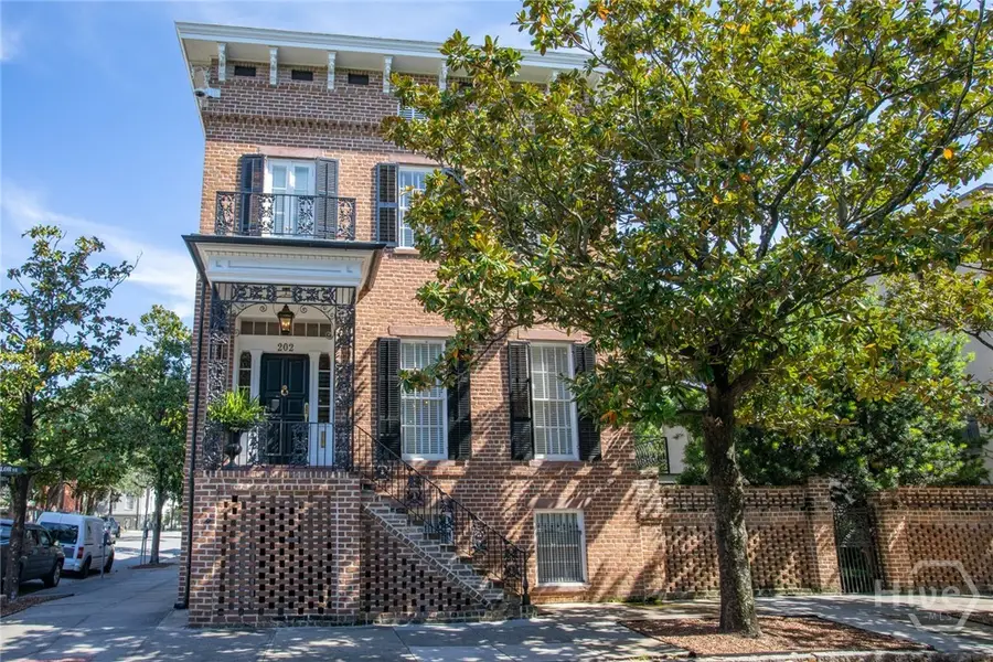 202 E Taylor Street, Savannah, GA 31401 - Image #2