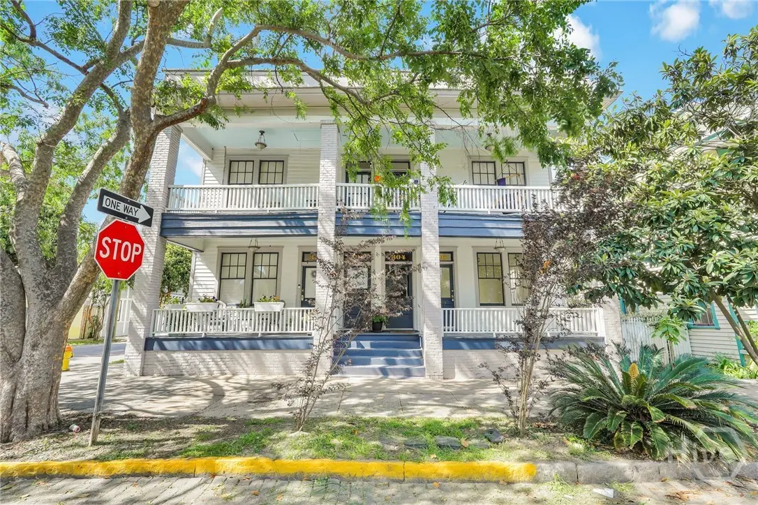 304 E Waldburg Street, Savannah, GA 31401 - Image #1
