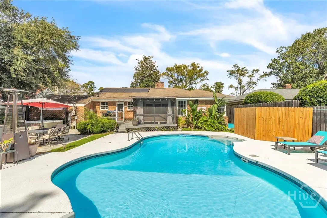 223 E 64th Street, Savannah, GA 31405 - Image #1