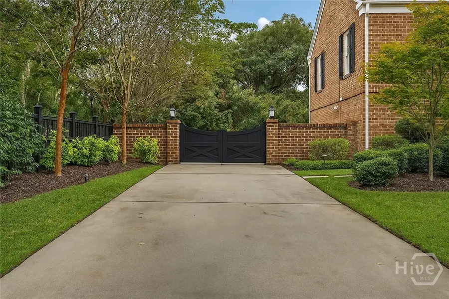 1 E 51st Street, Savannah, GA 31405 - Image #2