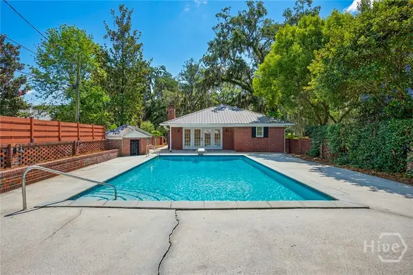 1804 E Henry Street, Savannah, GA 31404